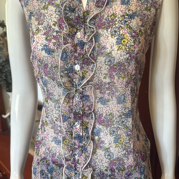 NWT northern reflections size xS Floral Sleeveless Ruffle Blouse - Picture 3 of 4
